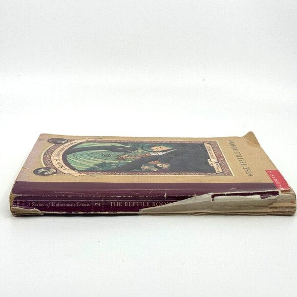 A Series of Unfortunate Events: The Reptile Room, Paperback by Snicket, Lemony - Picture 3 of 7